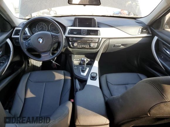 2018 BMW 3 Series 320i with VIN WBA8A9C50JAH13133, listed as a Copart auction lot 85004704 with 54,898 mi miles and Salvage Title. Bid and sale history available at carsss.com. Image 8.