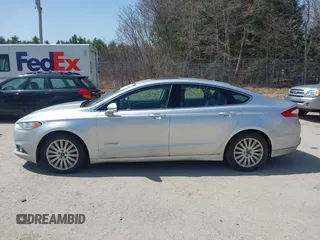 2013 Ford Fusion SE Hybrid with VIN 3FA6P0LU7DR196888, listed as a IAAI auction lot 42156366 with 393,358 mi miles. Bid and sale history available at carsss.com. Image 12.