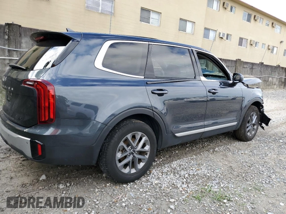 2023 Kia Telluride LX with VIN 5XYP24GC2PG383282, listed as a Copart auction lot 80385864 with 39,272 mi miles and Non repairable. Bid and sale history available at DreamBid. Image 3.