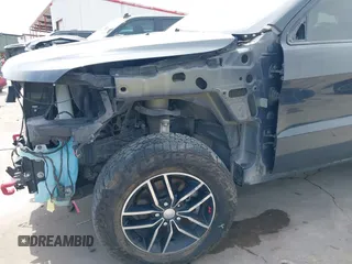 2017 Jeep Grand Cherokee Trailhawk with VIN 1C4RJFLG4HC843628, listed as a IAAI auction lot 42053878 with 83,551 mi miles and . Bid and sale history available at DreamBid. Image 18.