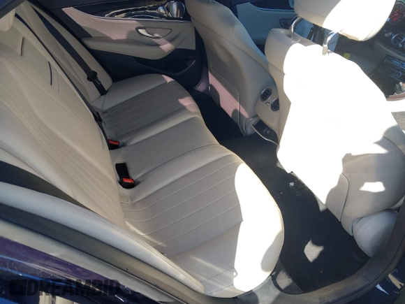 2019 Mercedes-Benz E 300 with VIN WDDZF4JB5KA523255, listed as a IAAI auction lot 41731107 with 22,065 mi miles and . Bid and sale history available at DreamBid. Image 8.