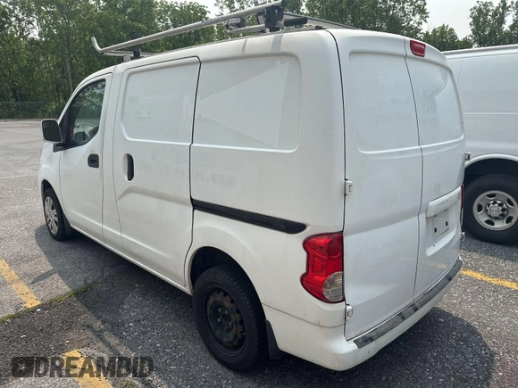 2017 Nissan NV200 S with VIN 3N6CM0KN8HK697137, listed as a IAAI auction lot 42807846 with 226,633 mi miles and . Bid and sale history available at DreamBid. Image 2.