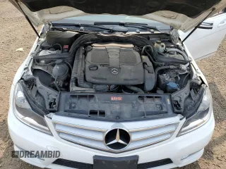 2013 Mercedes-Benz C 300 Sport с VIN WDDGF8AB8DG107330, выставлен на аукционе Copart как лот 58157995 с пробегом 102 332 миль миль и Списание • Salvage title. История ставок и продаж доступна на DreamBid. Изображение 11.