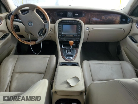 2004 Jaguar XJ with VIN SAJWA71C04SG31354, listed as a Copart auction lot 73742404 with 0 mi miles and Non Repairable. Bid and sale history available at carsss.com. Image 8.