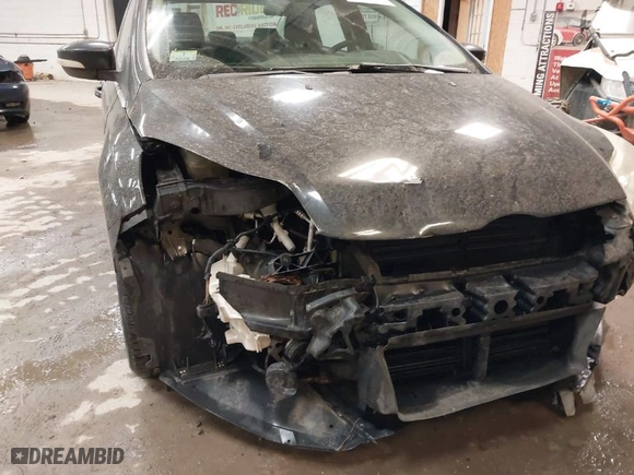 2012 Ford Focus SEL with VIN 1FAHP3H26CL344480, listed as a IAAI auction lot 41882368 with 162,897 mi miles. Bid and sale history available at carsss.com. Image 6.