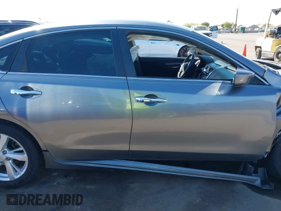 2015 Nissan Altima S with VIN 1N4AL3AP1FC166226, listed as a IAAI auction lot 41831825 with 147,648 mi miles and . Bid and sale history available at DreamBid. Image 12.