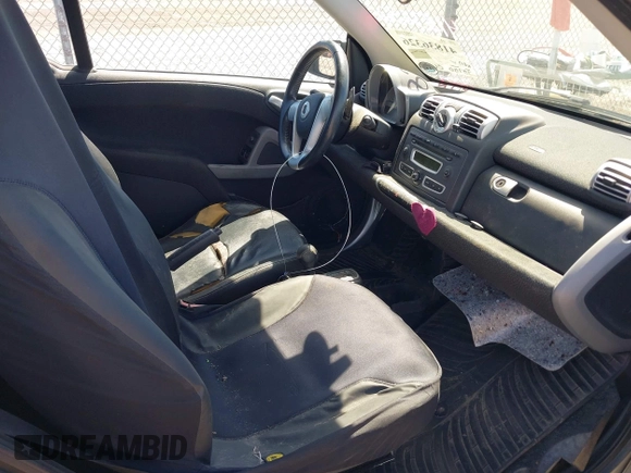 2009 Smart fortwo Passion with VIN WMEEK31XX9K292529, listed as a IAAI auction lot 41836326 with 75,750 mi miles and . Bid and sale history available at DreamBid. Image 5.