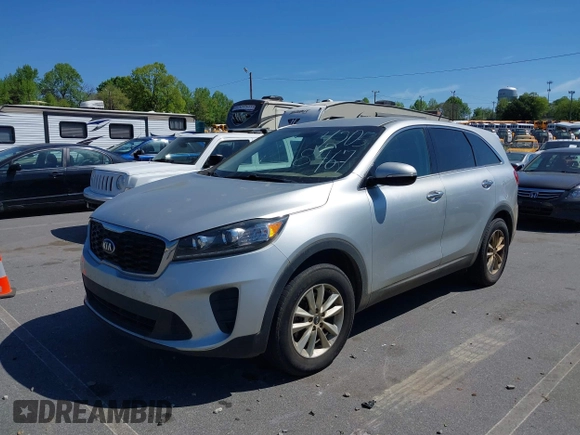 2019 Kia Sorento LX with VIN 5XYPG4A35KG583642, listed as a IAAI auction lot 42058467 with 132,570 mi miles. Bid and sale history available at carsss.com. Image 17.