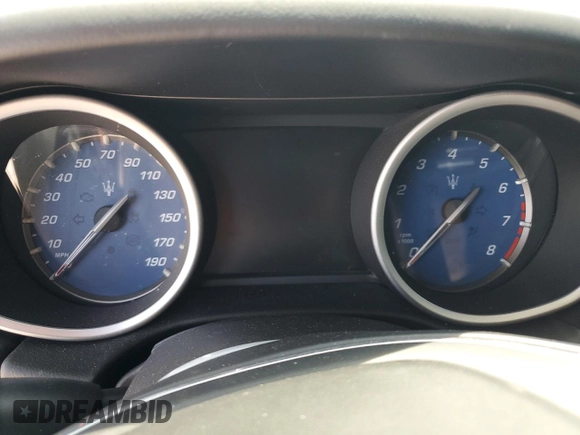 2019 Maserati Ghibli z VIN ZAM57XSA6K1319461, wystawiony jako Copart lot #57321665 z przebiegiem Nie podano mil oraz Tytuł czysty. Historia ofert i sprzedaży dostępna na DreamBid. Obrazek 9.