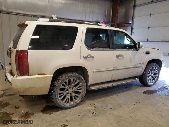 2007 Cadillac Escalade with VIN 1GYFK63897R244772, listed as a Copart auction lot 43703025 with 114,544 mi miles and Clean Title. Bid and sale history available at carsss.com. Image 3.