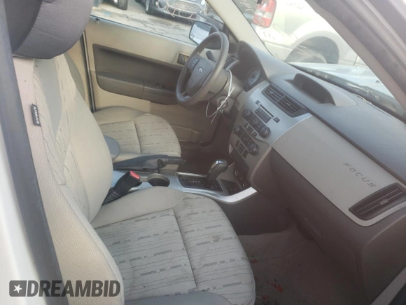 2009 Ford Focus SE with VIN 1FAHP35N49W221900, listed as a Copart auction lot 32574812 with Not Provided miles and Non Repairable. Bid and sale history available at carsss.com. Image 5.
