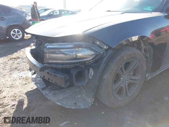 2016 Dodge Charger SE with VIN 2C3CDXBG0GH167005, listed as a IAAI auction lot 41410130 with 161,176 mi miles and . Bid and sale history available at carsss.com. Image 17.