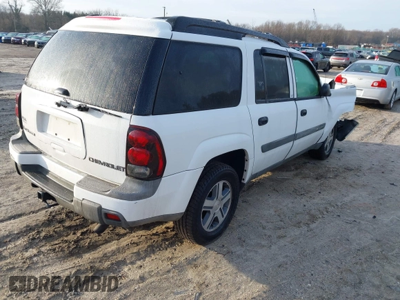 2004 Chevrolet TrailBlazer EXT LT with VIN 1GNET16S246192446, listed as a IAAI auction lot 41485072 with 125,742 mi miles. Bid and sale history available at carsss.com. Image 4.