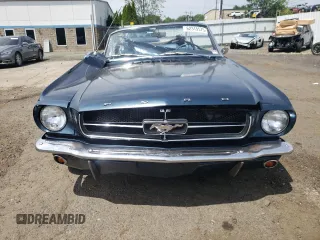 1965 Ford Mustang с VIN 5F08C604067, выставлен на аукционе Copart как лот 62315575 с пробегом 55 164 миль миль и Списание • Salvage title. История ставок и продаж доступна на DreamBid. Изображение 5.