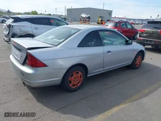 2002 Honda Civic LX with VIN 1HGEM21522L049042, listed as a IAAI auction lot 42077437 with 189,393 mi miles. Bid and sale history available at carsss.com. Image 4.
