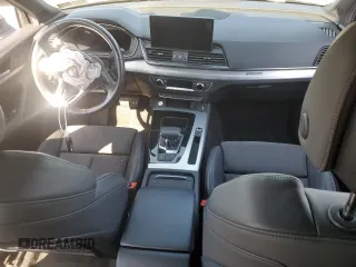 2021 Audi Q5 Premium Plus with VIN WA1E2AFY4M2043666, listed as a Copart auction lot 62084685 with 49,000 mi miles and Salvage title. Bid and sale history available at DreamBid. Image 8.