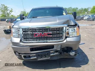 2013 GMC Sierra 2500HD Denali with VIN 1GT125E80DF154320, listed as a IAAI auction lot 42264742 with 171,013 mi miles and . Bid and sale history available at DreamBid. Image 12.