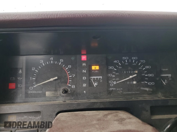 1990 Nissan Frontier z VIN 1N6SD11S8LC377906, wystawiony jako Copart lot #54840925 z przebiegiem 131 024 mil mil oraz Szkoda całkowita • Salvage title. Historia ofert i sprzedaży dostępna na DreamBid. Obrazek 9.