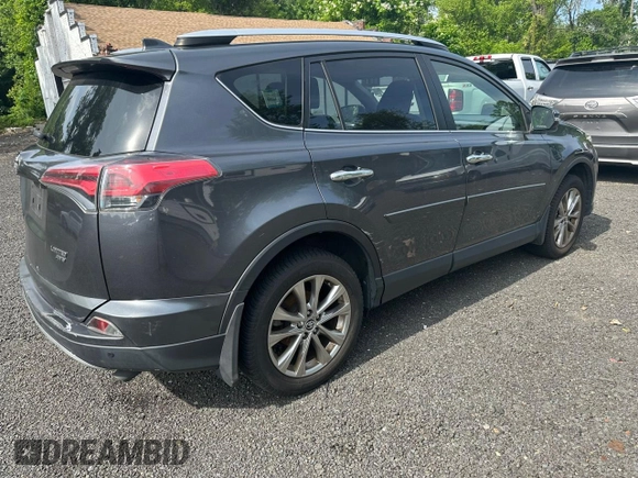 2016 Toyota RAV4 Limited z VIN JTMDFREV5GD182662, wystawiony jako Copart lot #61481295 z przebiegiem 183 840 mil mil oraz Czysty tytuł • Clean title. Historia ofert i sprzedaży dostępna na DreamBid. Obrazek 3.