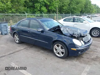 2005 Mercedes-Benz E 500 z VIN WDBUF83J55X172203, wystawiony jako IAAI lot #42285324 z przebiegiem 245 723 mil mil oraz . Historia ofert i sprzedaży dostępna na DreamBid. Obrazek 1.