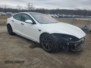 2022 Tesla Model S Plaid with VIN 5YJSA1E64NF478200, listed as a Copart auction lot 48731515 with 40,572 mi miles and Salvage Title. Bid and sale history available at DreamBid. Image 4.