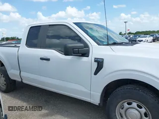 2022 Ford F-150 XL with VIN 1FTFX1E50NKD43886, listed as a IAAI auction lot 42512740 with 76,204 mi miles and . Bid and sale history available at DreamBid. Image 13.
