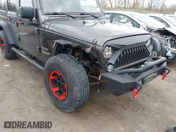 2014 Jeep Wrangler Unlimited Sport with VIN 1C4BJWDG6EL239378, listed as a IAAI auction lot 42073392 with 120,999 mi miles. Bid and sale history available at carsss.com. Image 6.