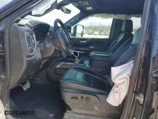 2021 Chevrolet Silverado 3500HD High Country with VIN 1GC4YVEY6MF208764, listed as a Copart auction lot 47493494 with 105,655 mi miles and Salvage Title. Bid and sale history available at carsss.com. Image 7.