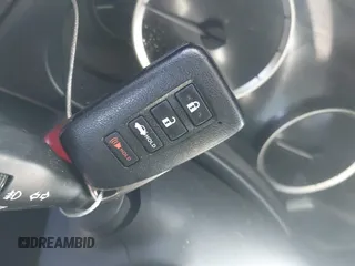 2016 Lexus IS 200t z VIN JTHBA1D26G5032714, wystawiony jako IAAI lot #41502251 z przebiegiem Nie podano mil oraz . Historia ofert i sprzedaży dostępna na DreamBid. Obrazek 11.