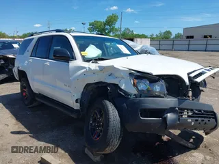 2004 Toyota 4Runner SR5 with VIN JTEBU14R240025253, listed as a IAAI auction lot 42170891 with 238,866 mi miles and . Bid and sale history available at DreamBid. Image 1.