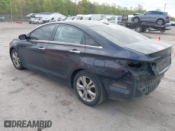 2011 Hyundai Sonata Limited with VIN 5NPEC4AC2BH040681, listed as a IAAI auction lot 42064785 with 270,773 mi miles and . Bid and sale history available at DreamBid. Image 3.