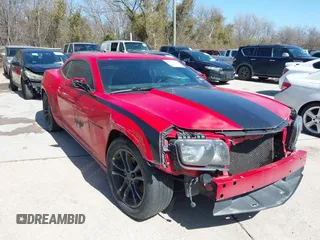 2013 Chevrolet Camaro LS с VIN 2G1FA1E3XD9245862, выставлен на аукционе IAAI как лот 41720626 с пробегом 189 722 миль миль и . История ставок и продаж доступна на DreamBid. Изображение 6.