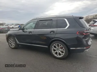 2025 BMW X7 xDrive40i with VIN 5UX23EM02S9W72422, listed as a Copart auction lot 51431985 with 0 mi miles and Clean Title. Bid and sale history available at carsss.com. Image 2.