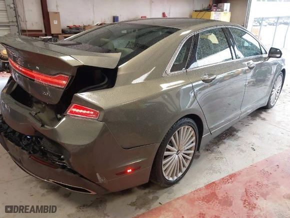 2017 Lincoln MKZ Reserve with VIN 3LN6L5E94HR609427, listed as a IAAI auction lot 41547378 with NaN miles. Bid and sale history available at carsss.com. Image 4.