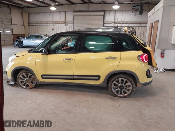2015 FIAT 500L Urbana Trekking z VIN ZFBCFADH1FZ031430, wystawiony jako IAAI lot #41759452 z przebiegiem 129 095 mil mil oraz . Historia ofert i sprzedaży dostępna na DreamBid. Obrazek 15.