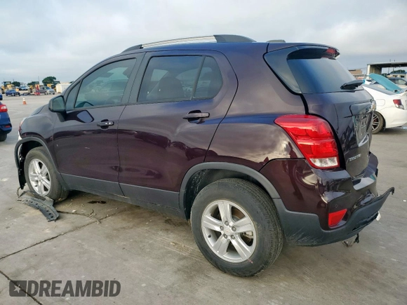 2021 Chevrolet Trax LT with VIN KL7CJPSM1MB365880, listed as a Copart auction lot 60519295 with 4,960 mi miles and Salvage title. Bid and sale history available at DreamBid. Image 2.