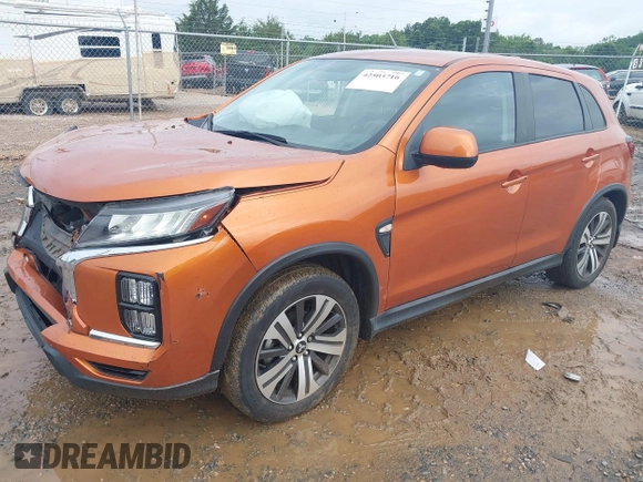 2020 Mitsubishi Outlander ES z VIN JA4AP3AU9LU028969, wystawiony jako IAAI lot #42503716 z przebiegiem 67 234 mil mil oraz . Historia ofert i sprzedaży dostępna na DreamBid. Obrazek 2.