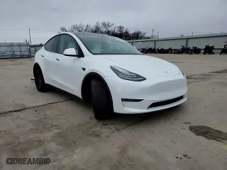 2021 Tesla Model Y Long Range with VIN 5YJYGDEE8MF269865, listed as a Copart auction lot 46984765 with 29,447 mi miles and Salvage Title. Bid and sale history available at carsss.com. Image 11.