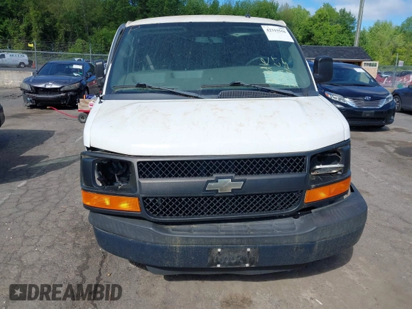 2014 Chevrolet Express Cargo z VIN 1GCWGFFA7E1137334, wystawiony jako IAAI lot #42315556 z przebiegiem 214 615 mil mil oraz . Historia ofert i sprzedaży dostępna na DreamBid. Obrazek 12.