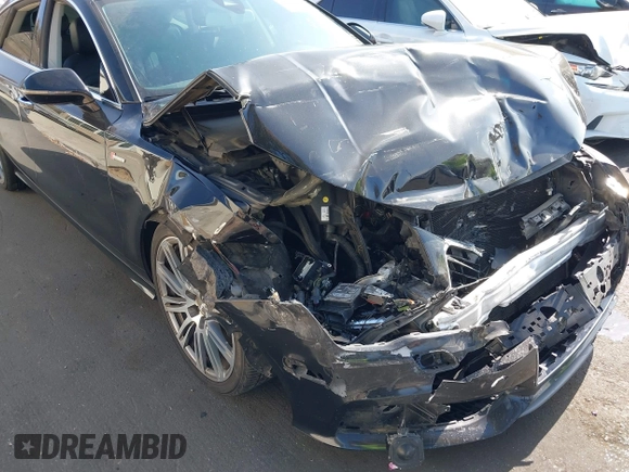 2014 Audi A7 Prestige with VIN WAU2GAFC5EN012583, listed as a IAAI auction lot 42561824 with Not provided miles and . Bid and sale history available at DreamBid. Image 12.