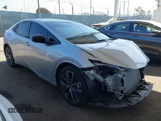 2024 Toyota Prius LE z VIN JTDACAAU0R3034244, wystawiony jako IAAI lot #42312682 z przebiegiem 4 102 mil mil oraz . Historia ofert i sprzedaży dostępna na DreamBid. Obrazek 1.