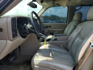 2005 Chevrolet Tahoe Z71 with VIN 1GNEC13T85R200692, listed as a Copart auction lot 62088855 with 242,402 mi miles and Salvage title. Bid and sale history available at DreamBid. Image 7.