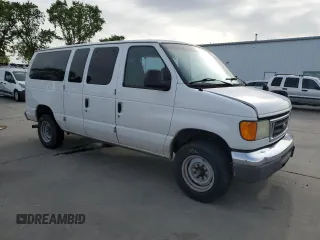 2006 Ford Econoline Passenger XL with VIN 1FBNE31L96HA61105, listed as a Copart auction lot 51996365 with 306,164 mi miles and Salvage title. Bid and sale history available at DreamBid. Image 4.