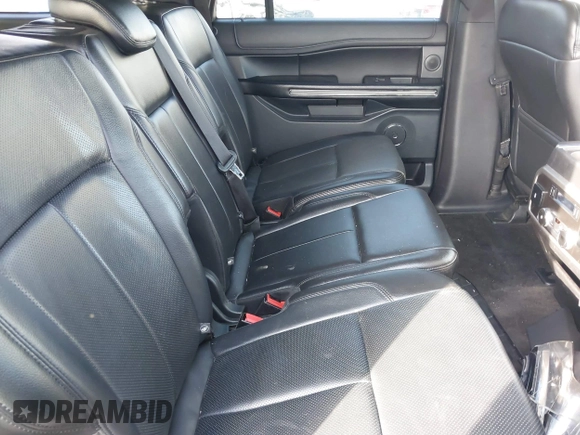 2018 Ford Expedition Max XLT z VIN 1FMJK1HT5JEA05813, wystawiony jako IAAI lot #37641486 z przebiegiem 44 298 mil mil oraz . Historia ofert i sprzedaży dostępna na DreamBid. Obrazek 8.