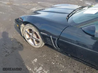 1992 Chevrolet Corvette with VIN 1G1YY23P4N5115915, listed as a IAAI auction lot 41460625 with 1 mi miles. Bid and sale history available at carsss.com. Image 6.