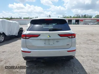 2022 Mitsubishi Outlander SE z VIN JA4J3UA85NZ055855, wystawiony jako IAAI lot #42020874 z przebiegiem 37 756 mil mil oraz . Historia ofert i sprzedaży dostępna na DreamBid. Obrazek 16.