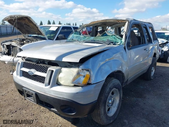 2003 Ford Explorer Sport XLS with VIN 1FMYU60E43UA12604, listed as a IAAI auction lot 41218420 with NaN miles. Bid and sale history available at carsss.com. Image 2.