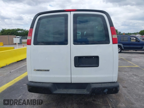 2014 Chevrolet Express Cargo Van with VIN 1GCWGFFA2E1111014, listed as a IAAI auction lot 42190194 with 97,172 mi miles. Bid and sale history available at carsss.com. Image 16.