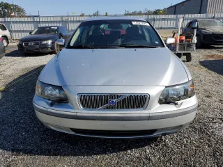 2004 Volvo V70 with VIN YV1SW59V542426810, listed as a Copart auction lot 74521824 with 156,728 mi miles and Salvage Title. Bid and sale history available at carsss.com. Image 5.