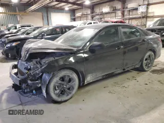 2023 Hyundai Elantra SEL z VIN 5NPLM4AG6PH100105, wystawiony jako Copart lot #43873685 z przebiegiem Nie podano mil oraz Szkoda całkowita • Salvage title. Historia ofert i sprzedaży dostępna na DreamBid. Obrazek 1.